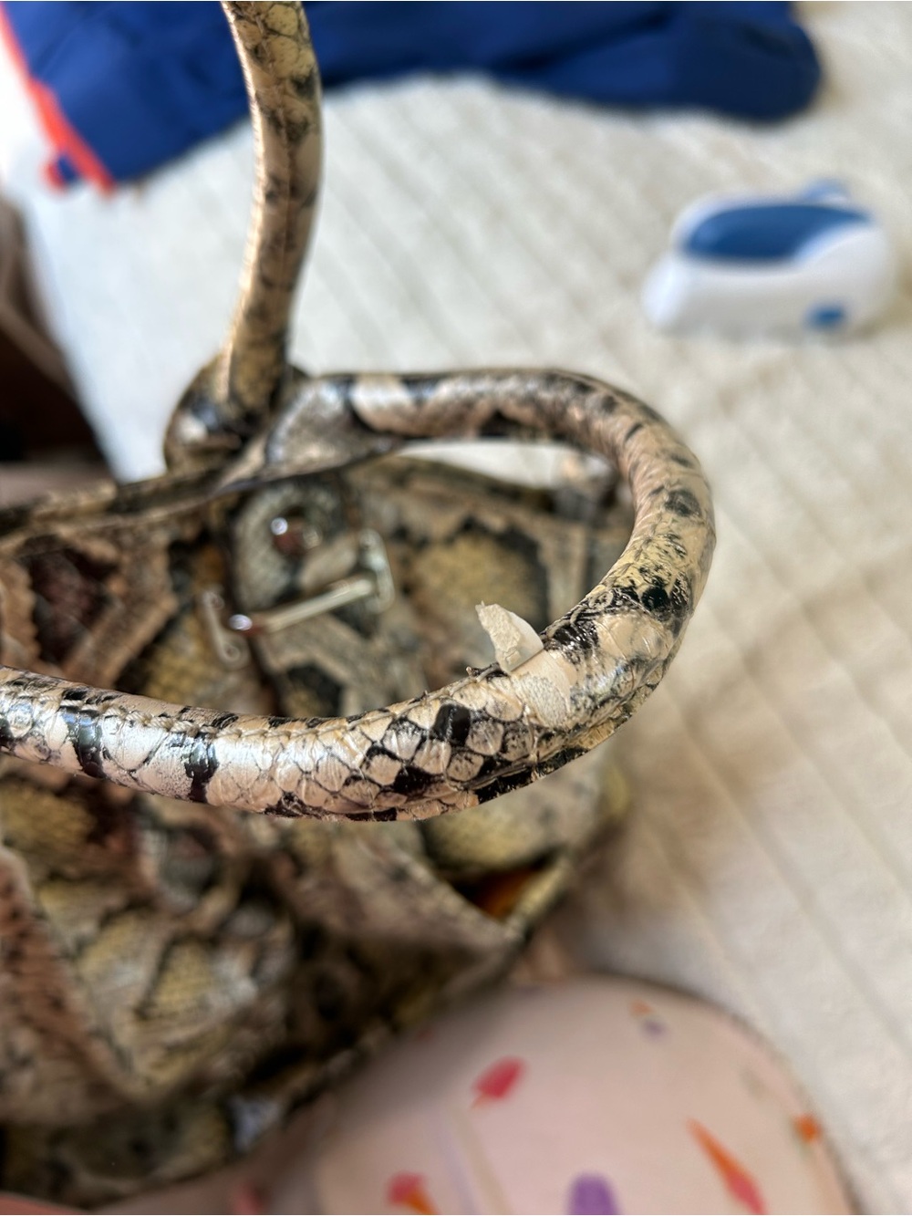 Kathy Van Zeeland Purse - Picture 16 of 16